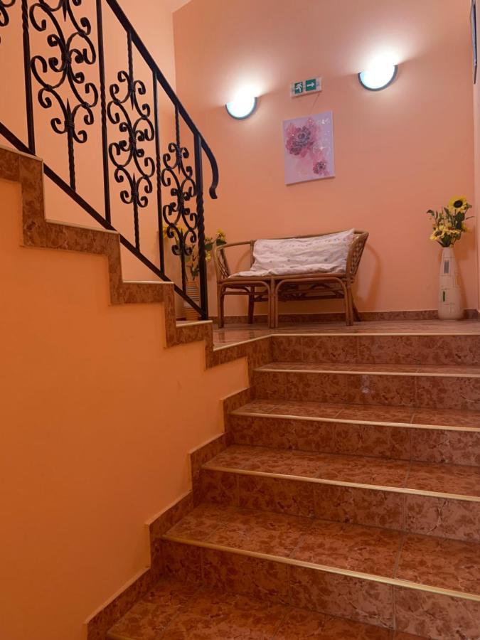 Sea Square Hotel Balchik Bagian luar foto